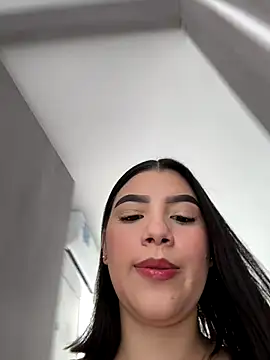 Julietalcl online show from 11/02/25, 09:09