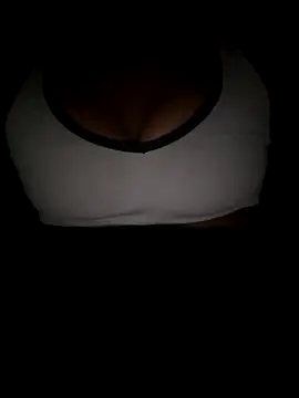 Snapshot of browncurvygirl chatting on 10/15/25, 07:22 browncurvygirl online show from 10/15/25, 07:22