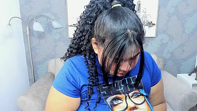 Sara clk online show from 02/04/26, 08:37