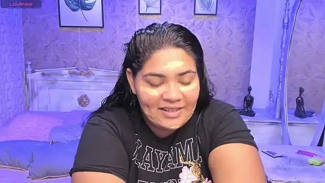 Sara clk online show from 04/14/26, 08:03