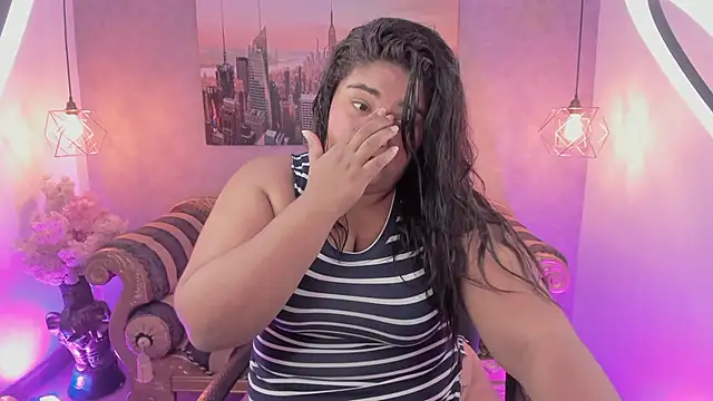 Sara clk online show from 11/18/25, 07:39