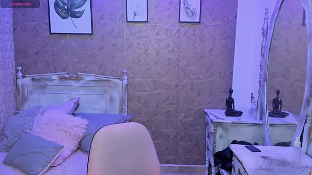 Sara clk online show from 04/07/26, 07:48