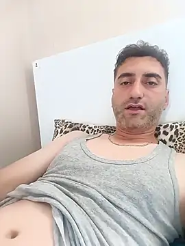 Snapshot of ahmetblk95 chatting on 05/17/26, 11:10 ahmetblk95 online show from 05/17/26, 11:10