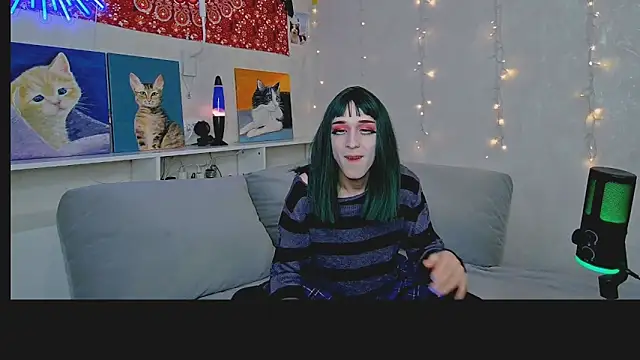 whoalexxa online show from 11/17/25, 12:20