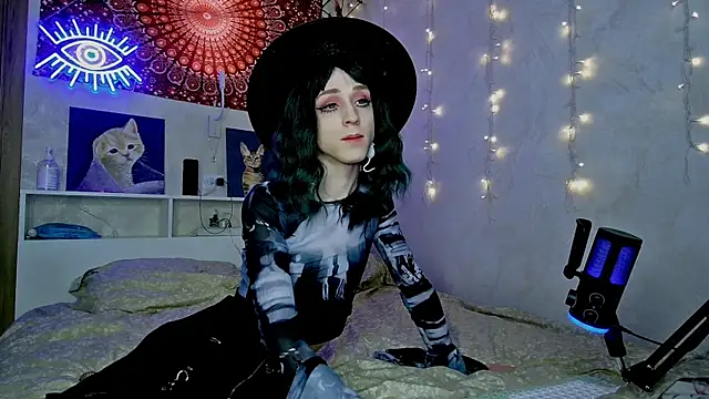 whoalexxa online show from 12/22/25, 11:10