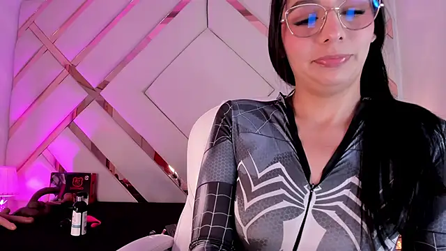 michelle cutee  online show from 01/10/26, 08:15