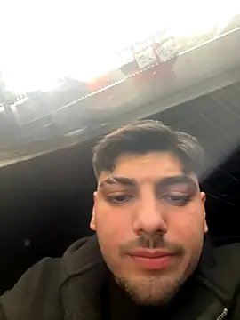 emir343475 online show from 10/16/25, 10:18