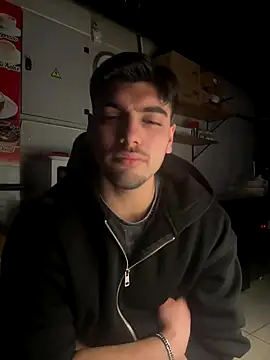 emir343475 online show from 11/14/25, 09:18