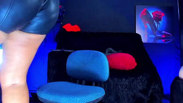 SharonnStones online show from 04/11/26, 08:56