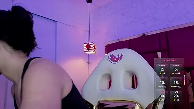 moon winy online show from 02/14/26, 11:32