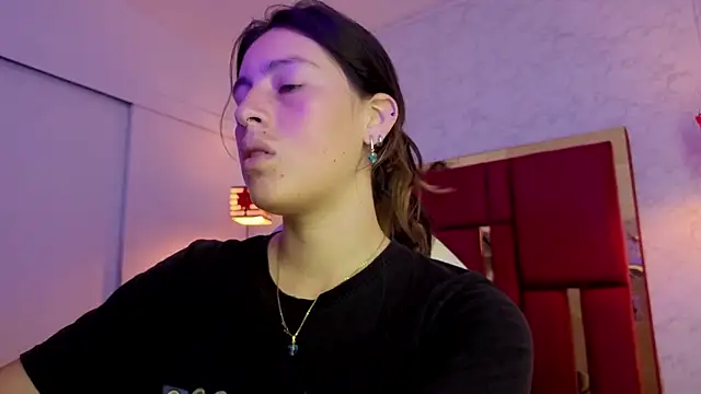 moon winy online show from 02/03/26, 11:48