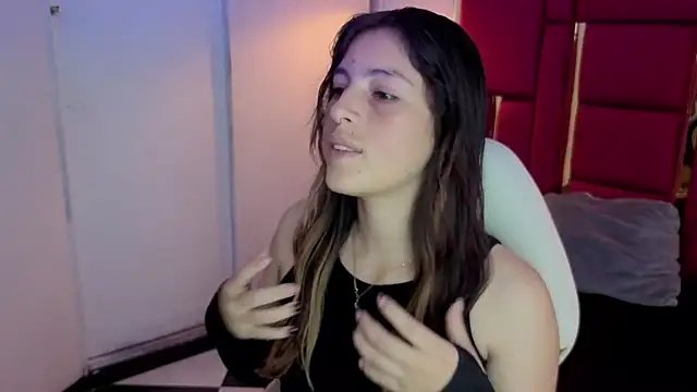 moon winy online show from 02/07/26, 12:02