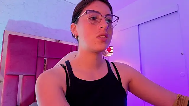 moon winy online show from 06/29/26, 12:05