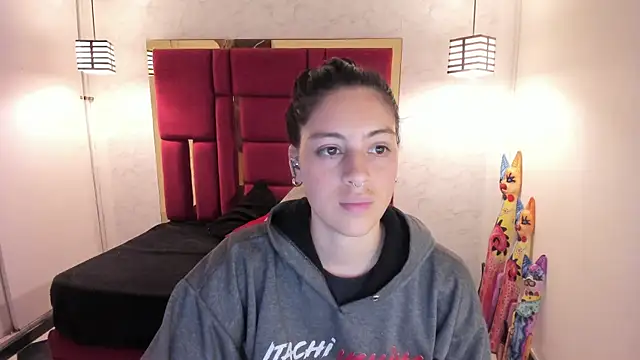 Snapshot of moon_winy chatting on 11/04/25, 11:36 moon winy online show from 11/04/25, 11:36