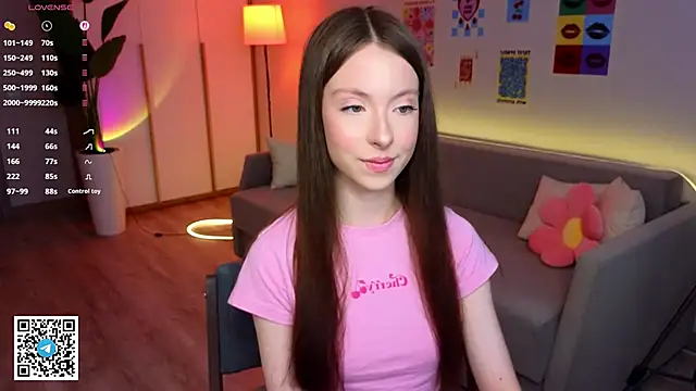 Yasmin Kass online show from 04/12/26, 06:38