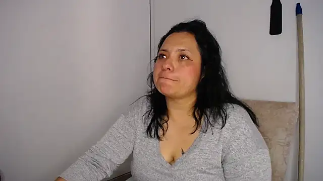 Snapshot of Lia_TabooMatureBbw chatting on 02/11/26, 08:20 Lia TabooMatureBbw online show from 02/11/26, 08:20