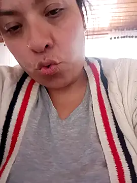 Snapshot of Lia_TabooMatureBbw chatting on 01/15/26, 08:45 Lia TabooMatureBbw online show from 01/15/26, 08:45