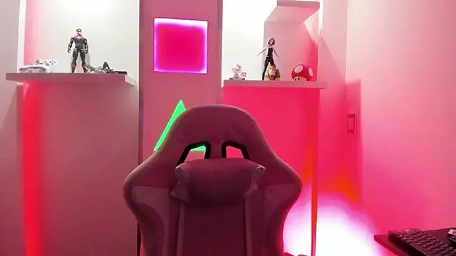 Lullaby Charade online show from 11/10/25, 01:49