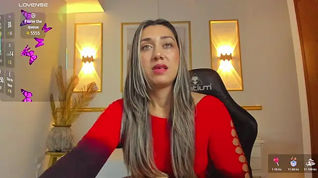 karlyy  online show from 12/20/25, 11:46