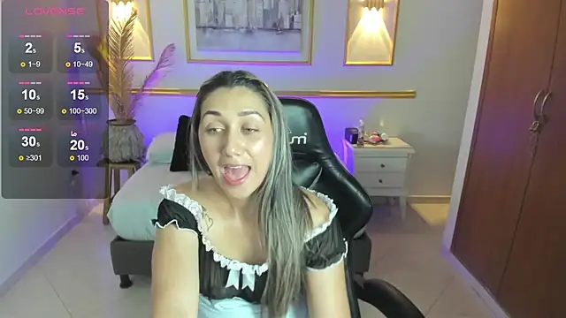 karlyy  online show from 12/16/25, 07:07