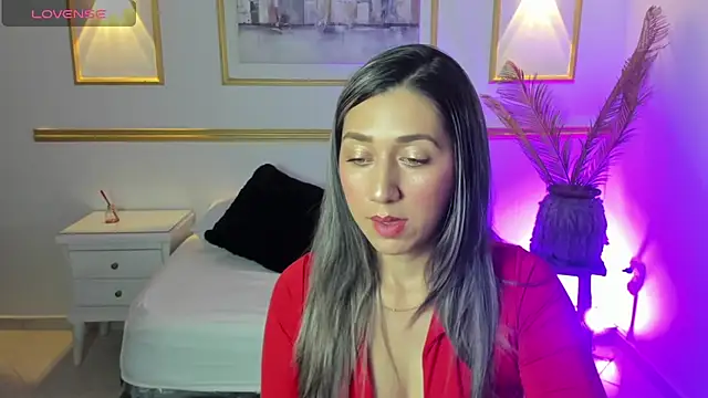 karlyy  online show from 02/21/26, 12:18