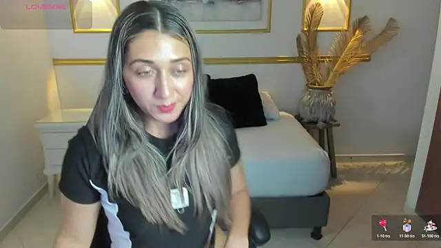 karlyy  online show from 01/08/26, 07:31