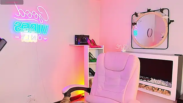 Miss koko  online show from 11/19/25, 08:31