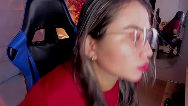 Snapshot of clara_luu_ chatting on 02/28/26, 07:13 clara luu online show from 02/28/26, 07:13