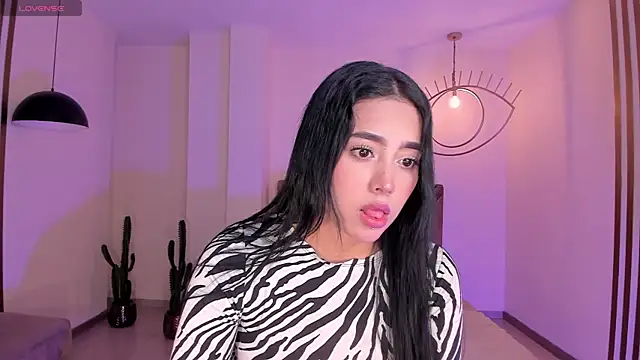 Snapshot of ScarlettBlaze_ chatting on 06/26/26, 12:11 ScarlettBlaze online show from 06/26/26, 12:11