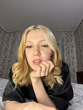 AlexandraXKitty online show from 02/25/26, 11:37