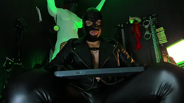 Master Connor BDSM online show from 04/22/26, 10:16