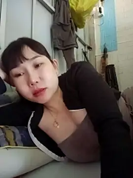 Ana-love2025 online show from 12/19/25, 12:14