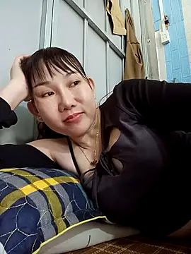 Ana-love2025 online show from 11/05/25, 01:09