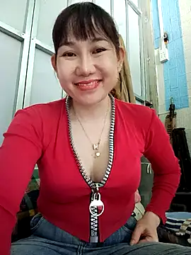 Ana-love2025 online show from 11/17/25, 12:47