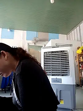 Ana-love2025 online show from 11/25/25, 02:56