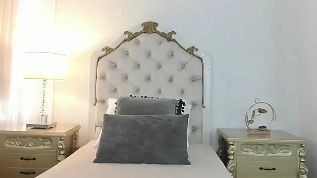 jessi lopez45 online show from 12/02/25, 07:48