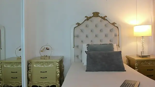 jessi lopez45 online show from 11/28/25, 07:36