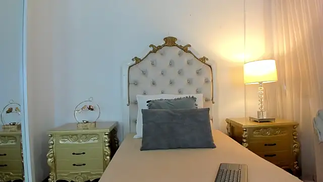 jessi lopez45 online show from 02/10/26, 07:35