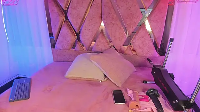 eimy angels online show from 11/20/25, 05:35