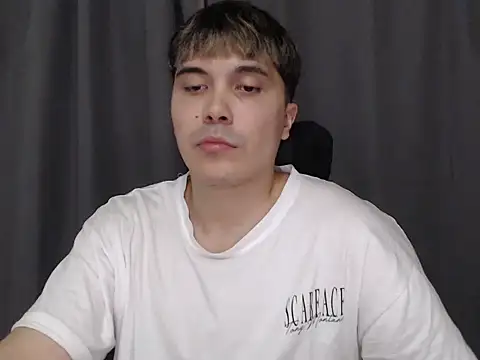 Snapshot of CuteAlexBoy chatting on 02/14/26, 08:20 CuteAlexBoy online show from 02/14/26, 08:20