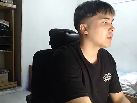 Snapshot of CuteAlexBoy chatting on 02/06/26, 03:41 CuteAlexBoy online show from 02/06/26, 03:41