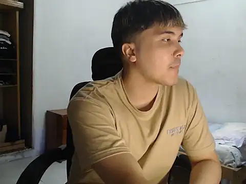 Snapshot of CuteAlexBoy chatting on 02/11/26, 08:20 CuteAlexBoy online show from 02/11/26, 08:20