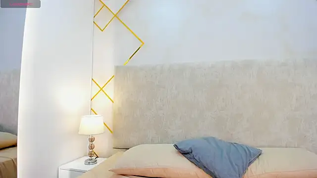 Martinaa Garcia online show from 11/12/25, 08:01