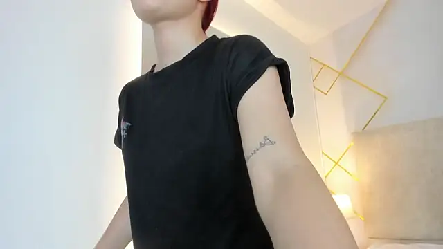 Martinaa Garcia online show from 02/15/26, 07:02