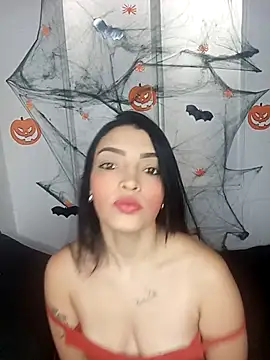 nicole-roman online show from 10/24/25, 12:48