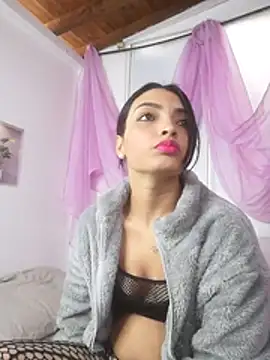 nicole-roman online show from 03/10/26, 01:15