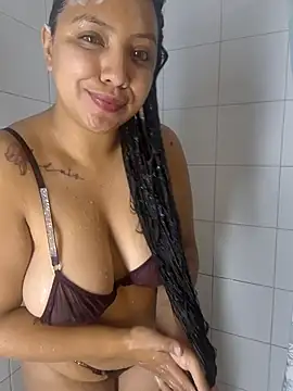 Lunaira Deep online show from 11/15/25, 04:55