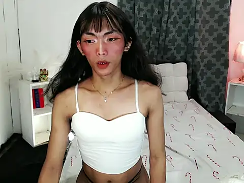 Snapshot of HaileyPresly chatting on 02/07/26, 05:43 HaileyPresly online show from 02/07/26, 05:43