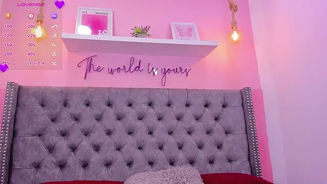 Sophiia 77 online show from 03/02/26, 08:27