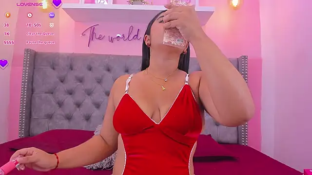 Sophiia 77 online show from 03/07/26, 08:25